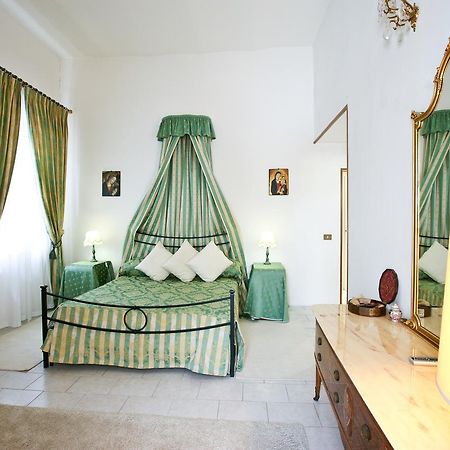 Villa Grant Relais Pomezia Bagian luar foto